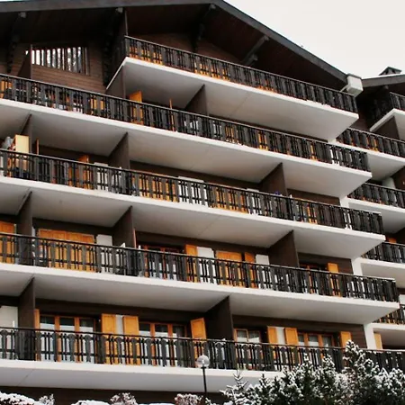 Melezes S 033 - Lift 8 Pers *