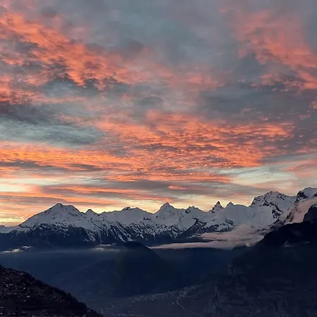 Melezes S 033 - Lift 8 Pers Veysonnaz