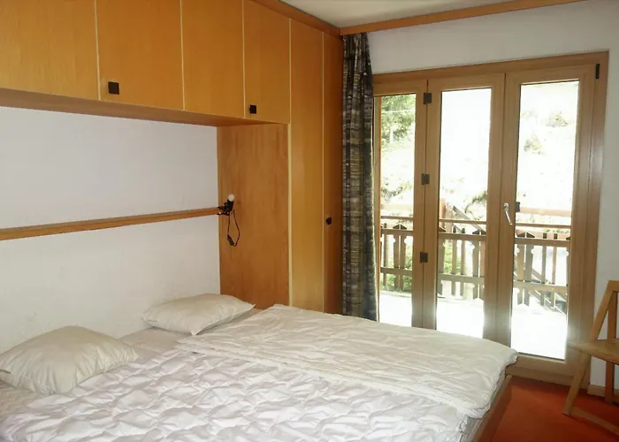 Melezes S 033 - Lift 8 Pers Veysonnaz